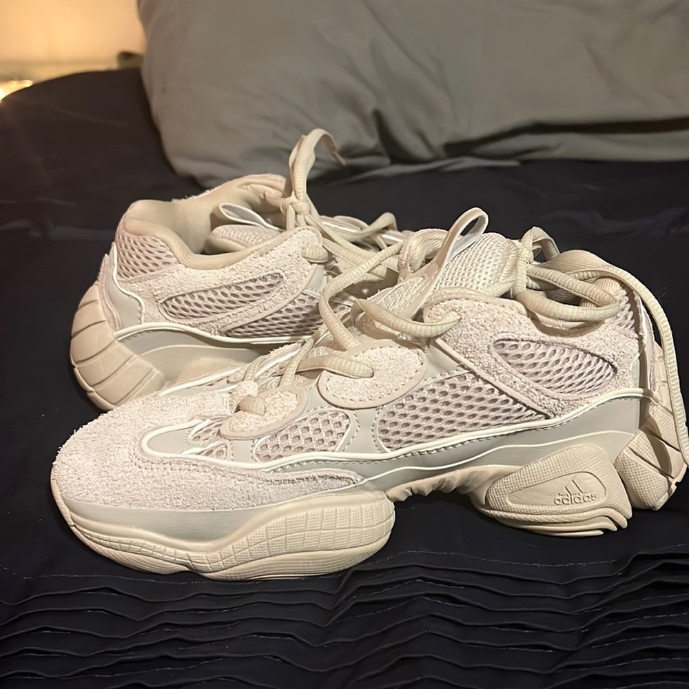 Yeezy shoes